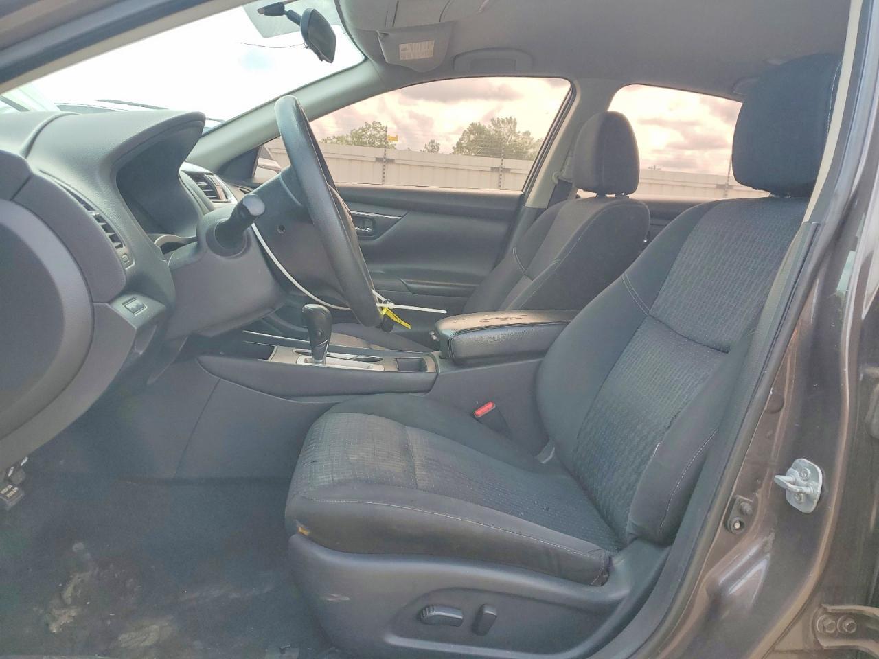 2017 Nissan Altima 2.5 S - Image 7