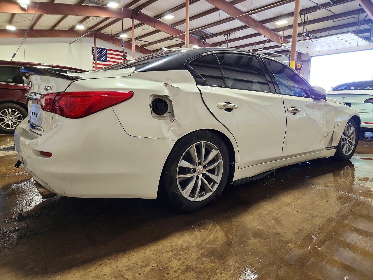 2015 Infiniti Q50 Premium - Фото 3
