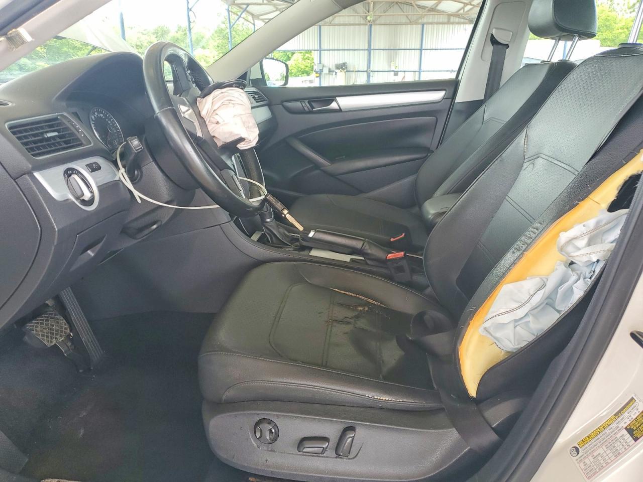 2013 Volkswagen Passat Se - Image 7