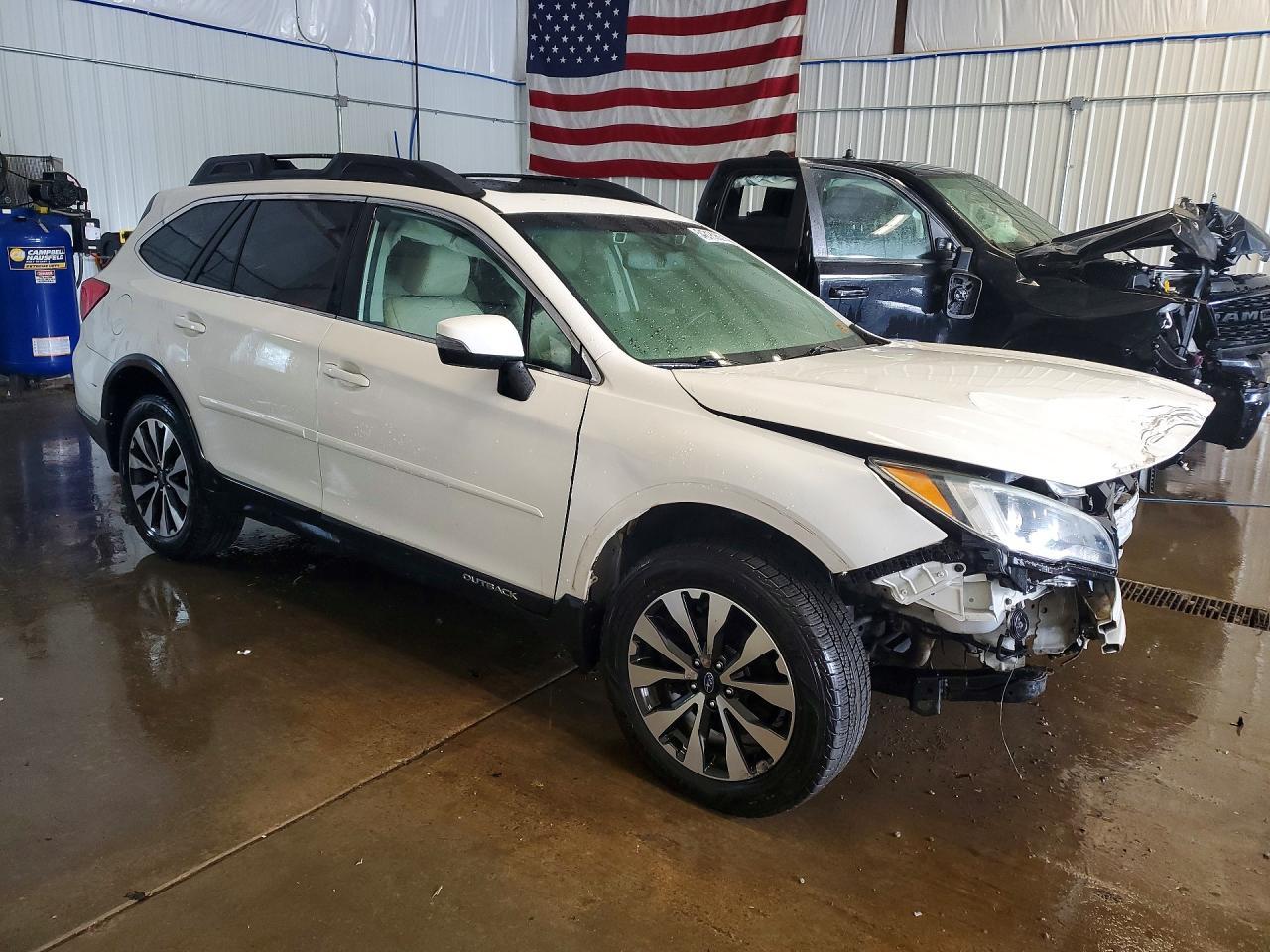 2016 Subaru Outback 3.6R Limited - Фото 4