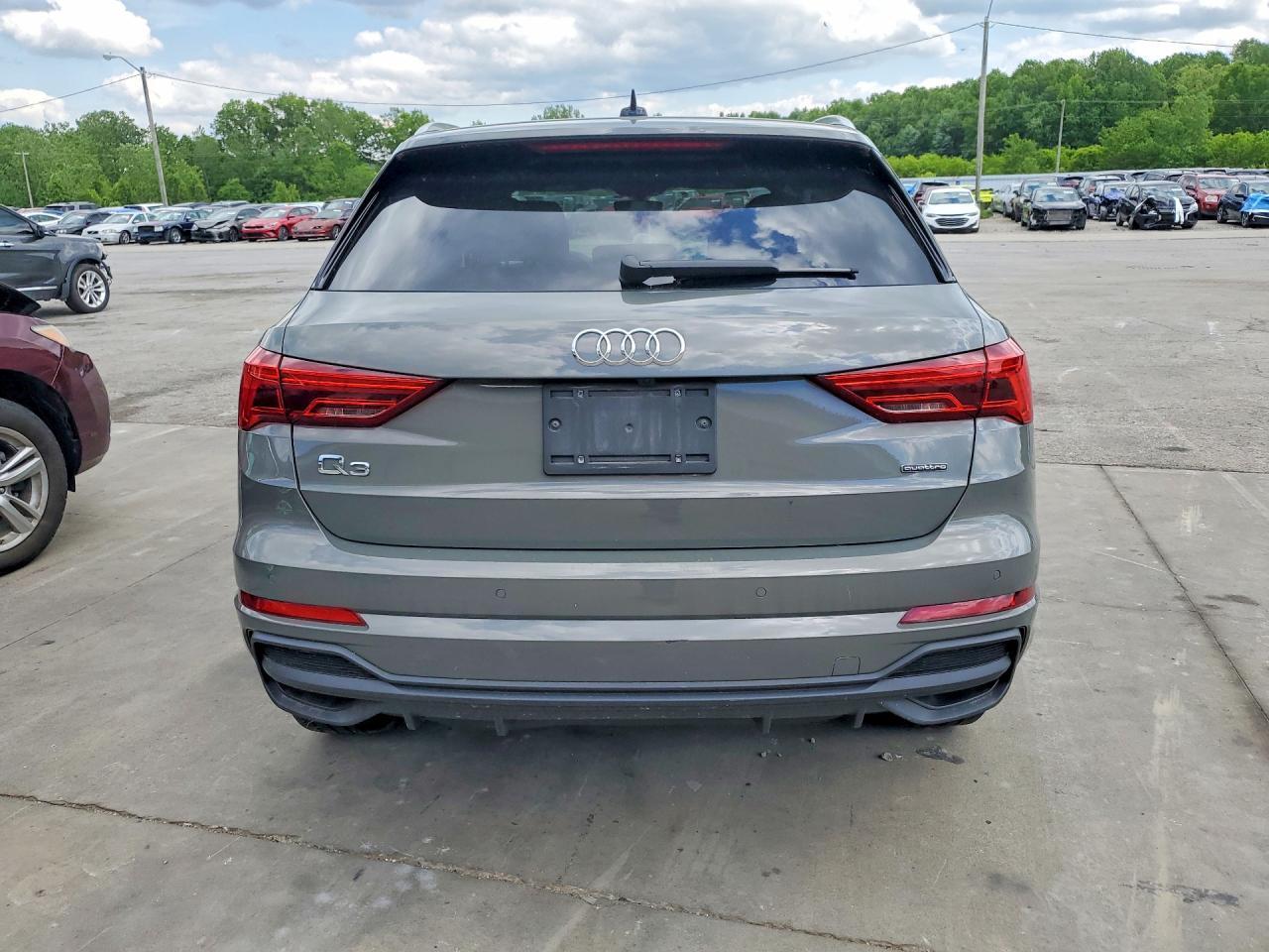 2025 Audi Q3 Premium S Line 45 - Фото 6