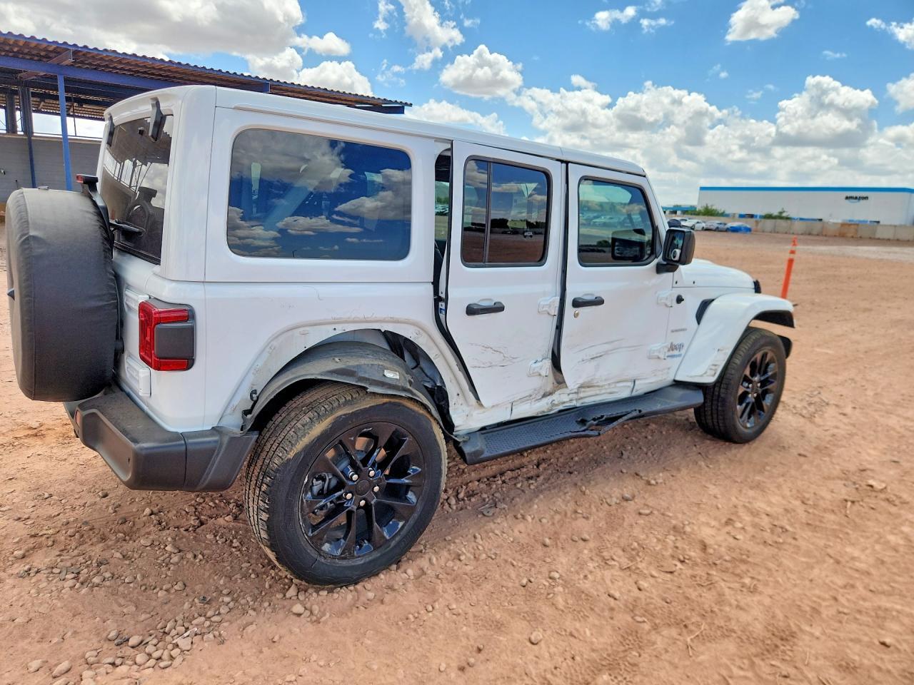 2021 Jeep Wrangler Unlimited Sahara 4Xe - Image 3