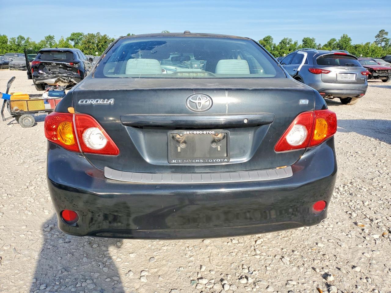 2010 Toyota Corolla Le - Фото 6