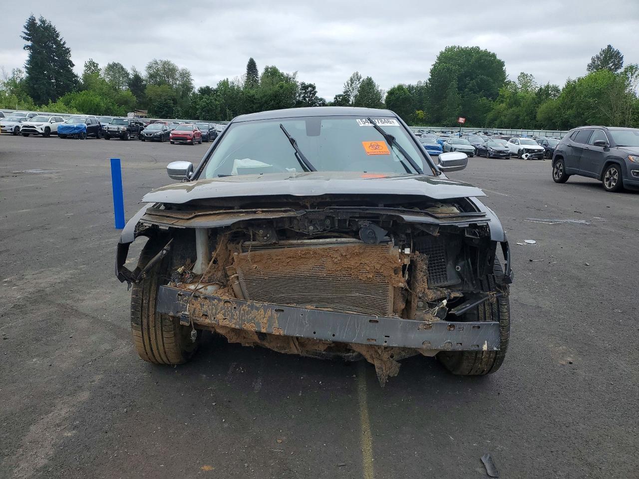2016 Chrysler 300C - Image 5
