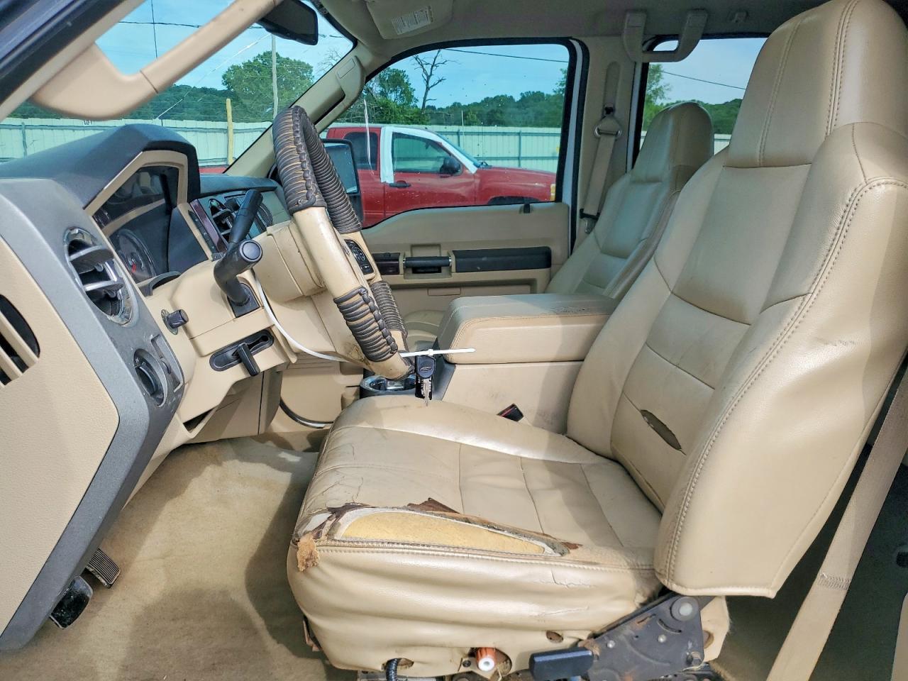2008 Ford F250 Super Duty - Image 7
