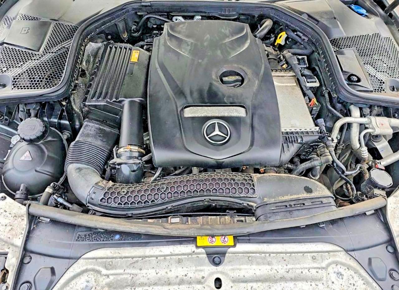 2017 Mercedes-Benz C 300 4Matic - Image 7