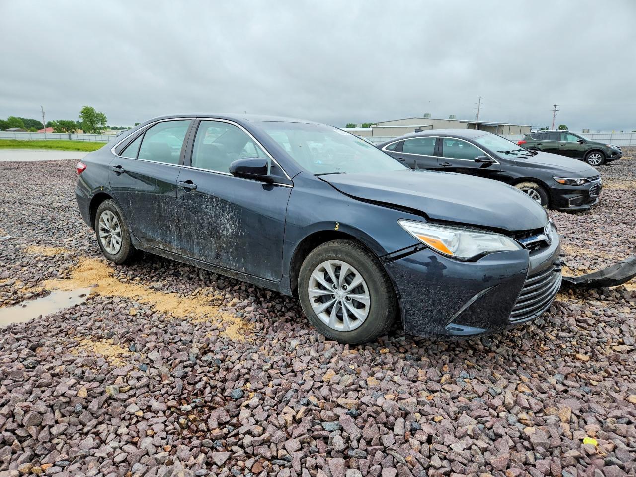 2016 Toyota Camry /Le/ - Image 4