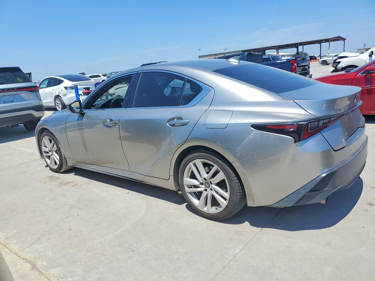 2021 Lexus Is 300 - Фото 2