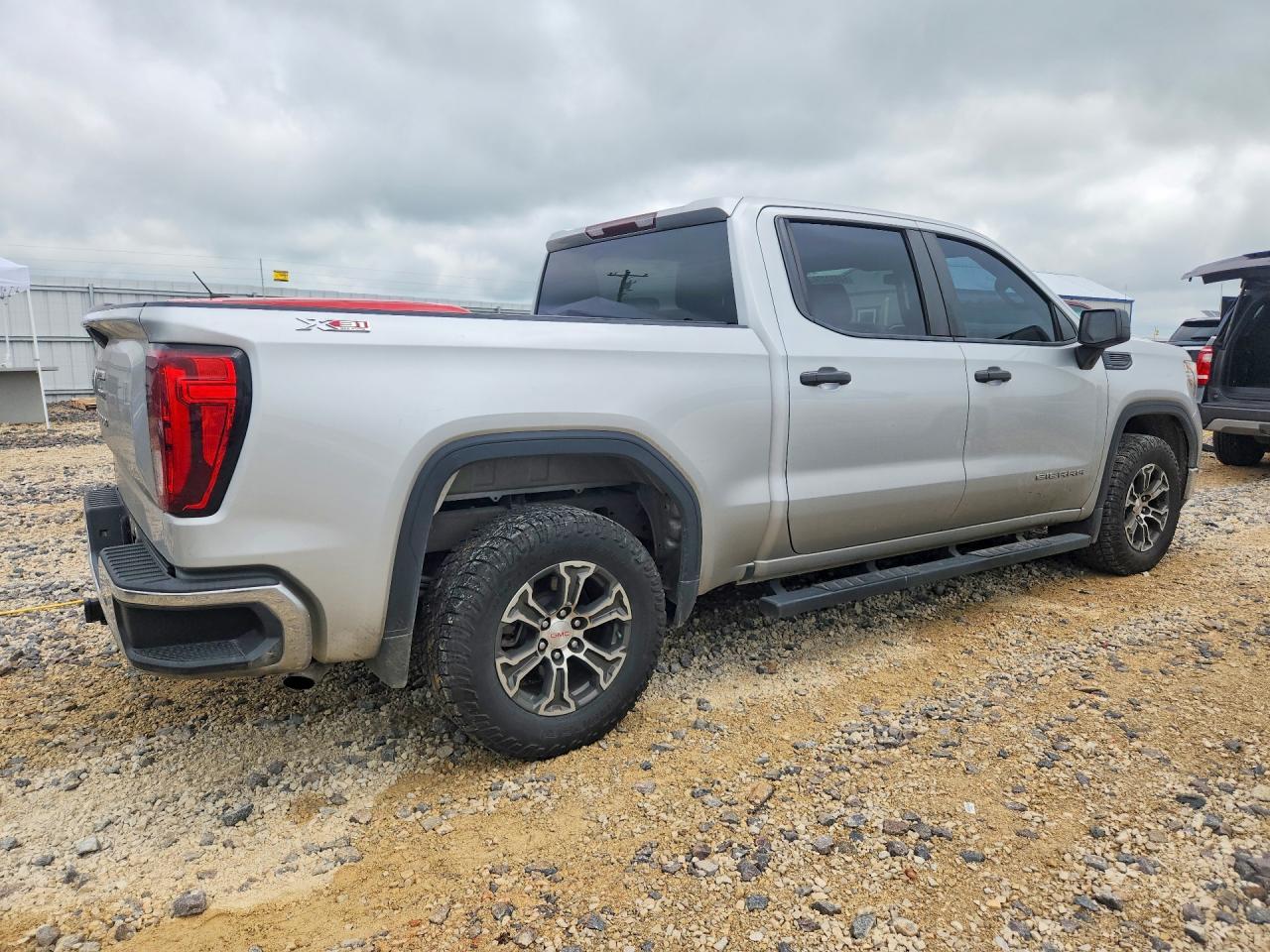2020 GMC Sierra K1500 - Image 3