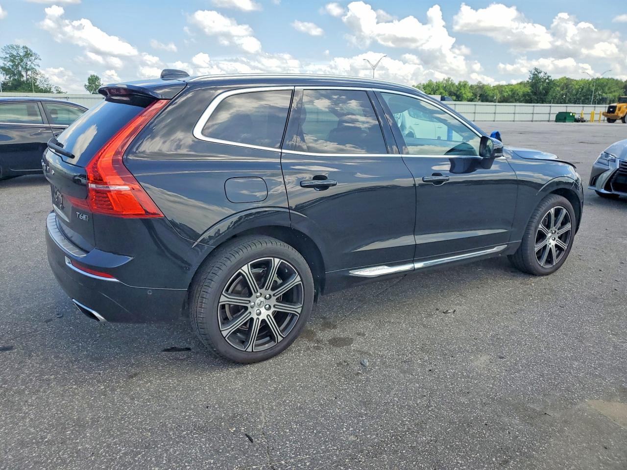 2018 Volvo Xc60 T6 - Фото 3
