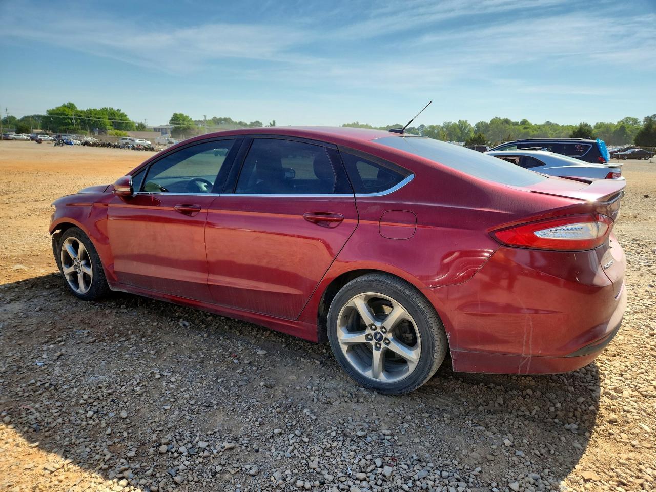 2015 Ford Fusion Se - Фото 2