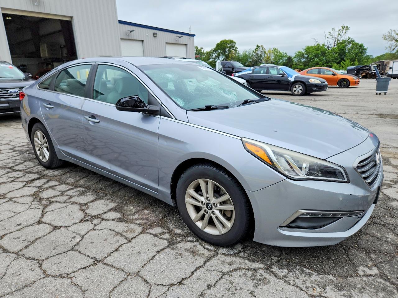 2015 Hyundai Sonata - Фото 4