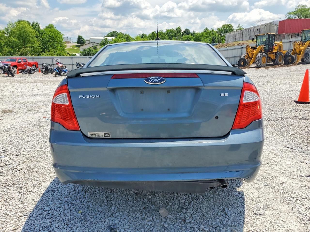 2012 Ford Fusion Se - Image 6