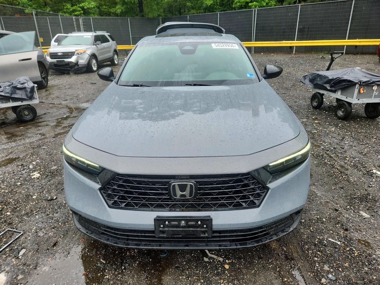 2023 Honda Accord Hybrid Sport - Image 5