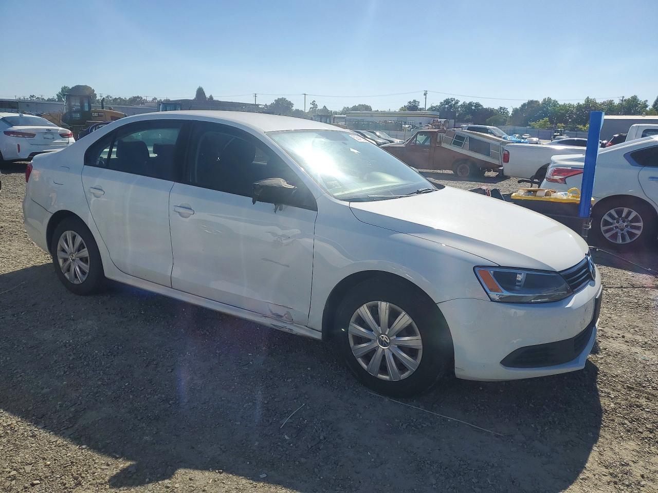 2014 Volkswagen Jetta Base - Фото 4