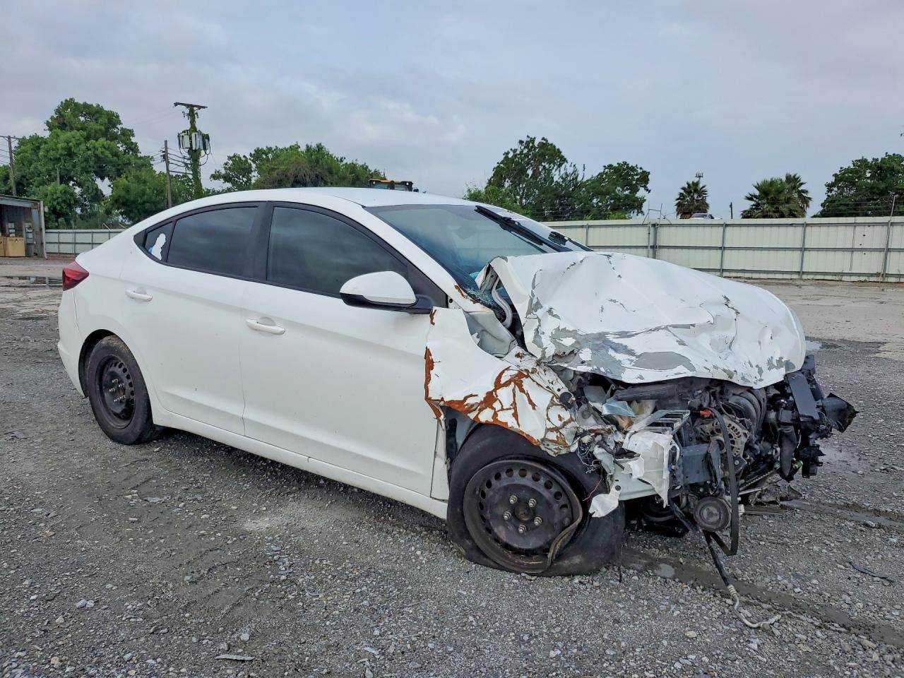 2019 Hyundai Elantra Se - Фото 4