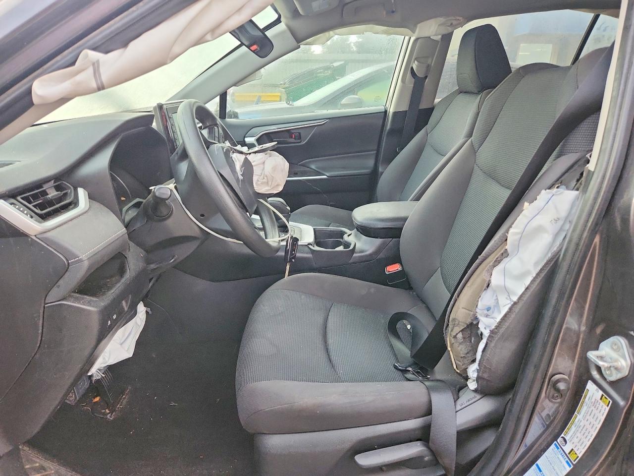 2021 Toyota Rav4 Le - Фото 7