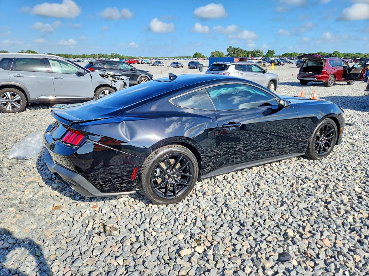 2025 Ford Mustang - Image 3