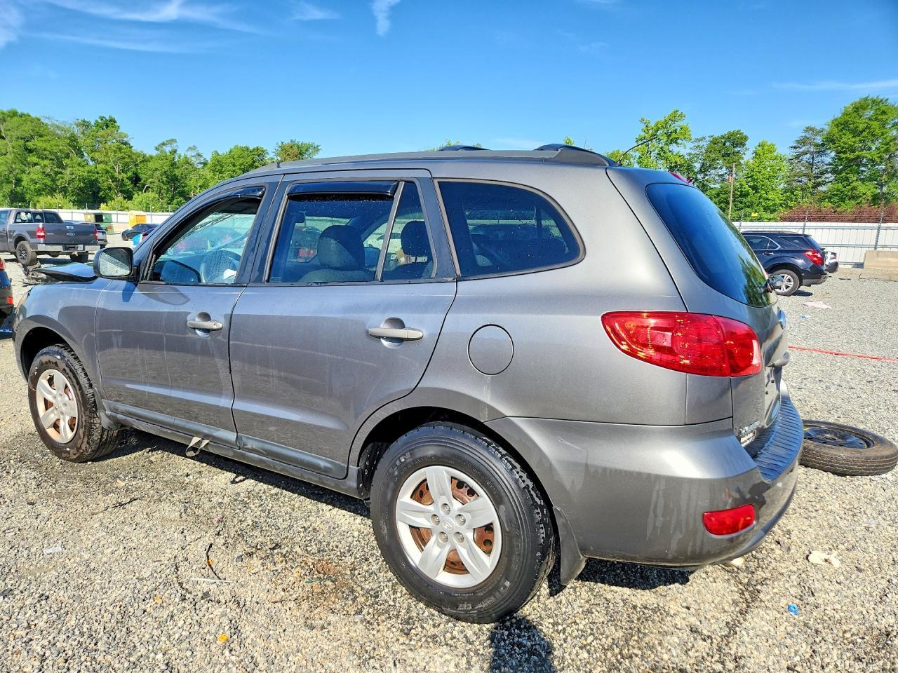 2009 Hyundai Santa Fe Gls - Image 2