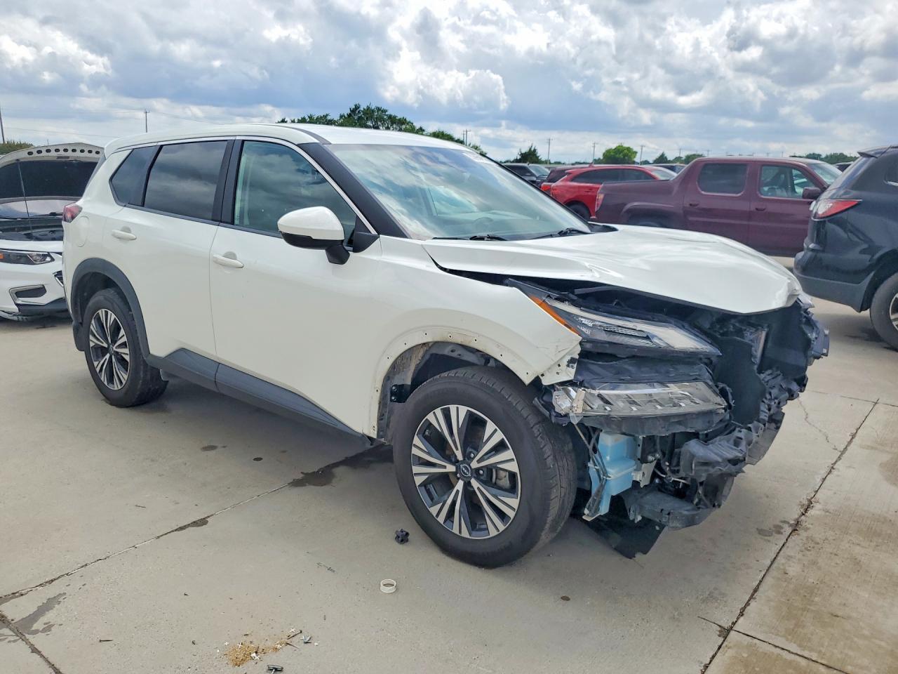 2023 Nissan Rogue Sv - Фото 4