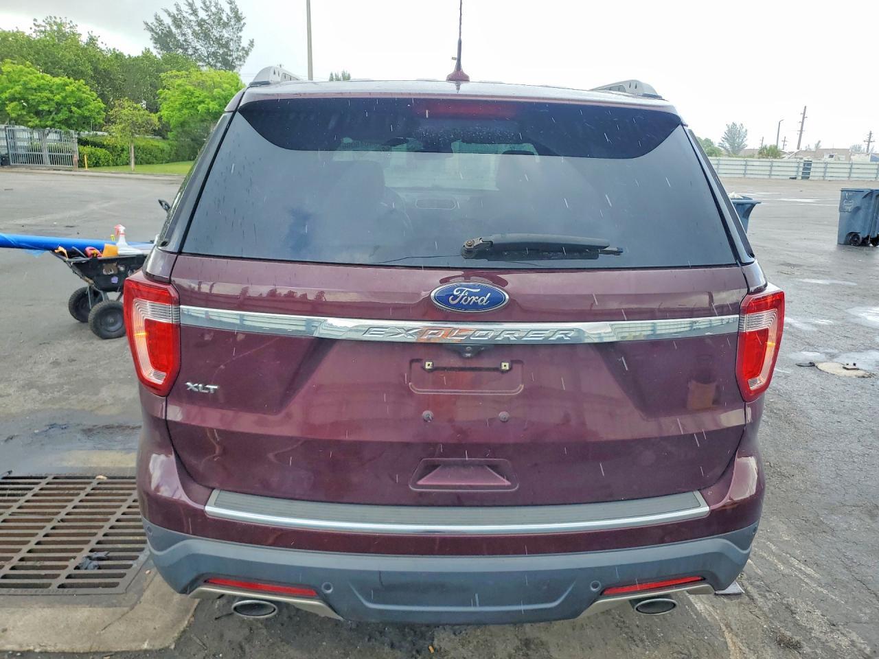 2018 Ford Explorer Xlt - Image 6