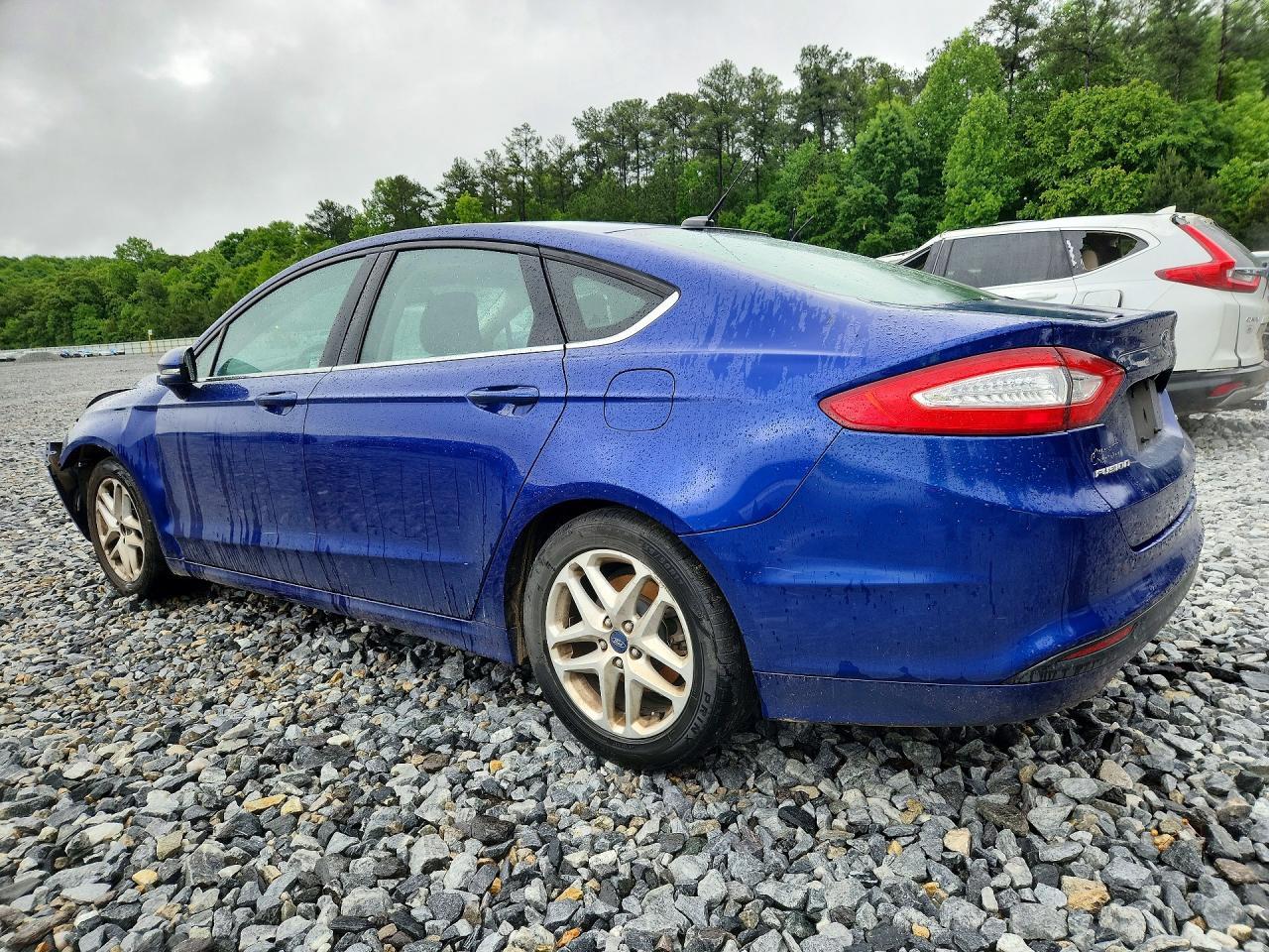 2015 Ford Fusion Se - Image 2