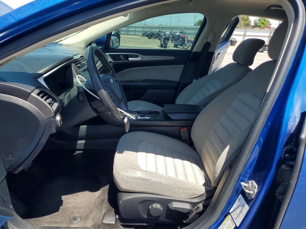2017 Ford Fusion S - Фото 7