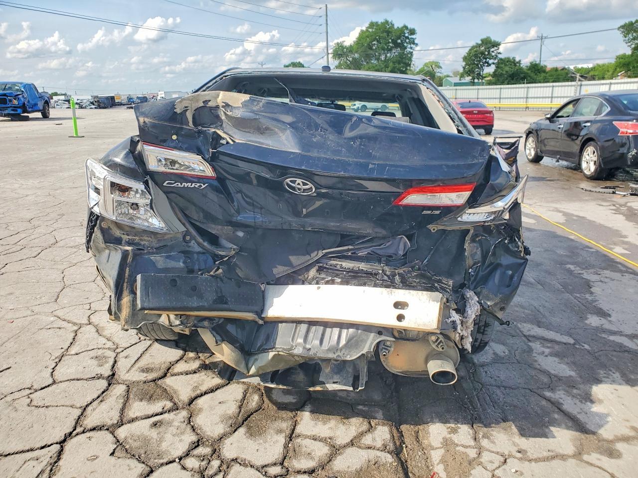 2012 Toyota Camry Se - Фото 6