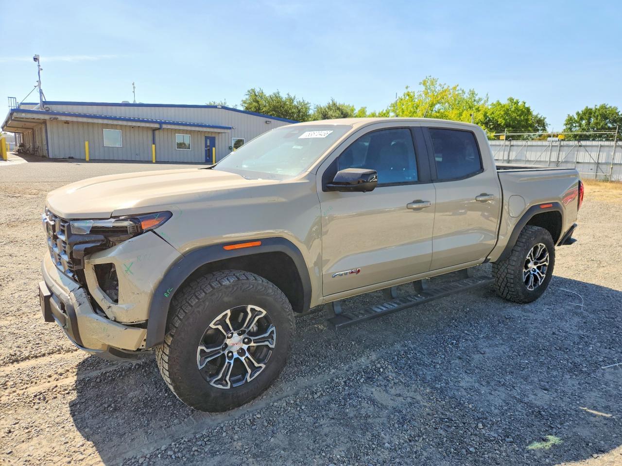 2024 GMC Canyon At4