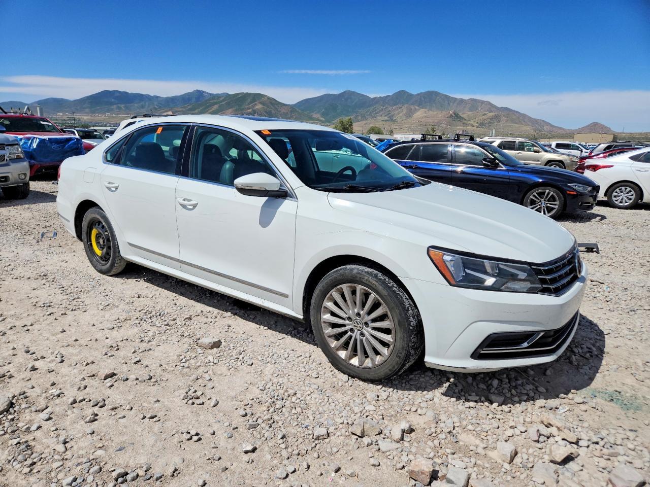 2016 Volkswagen Passat Se - Image 4