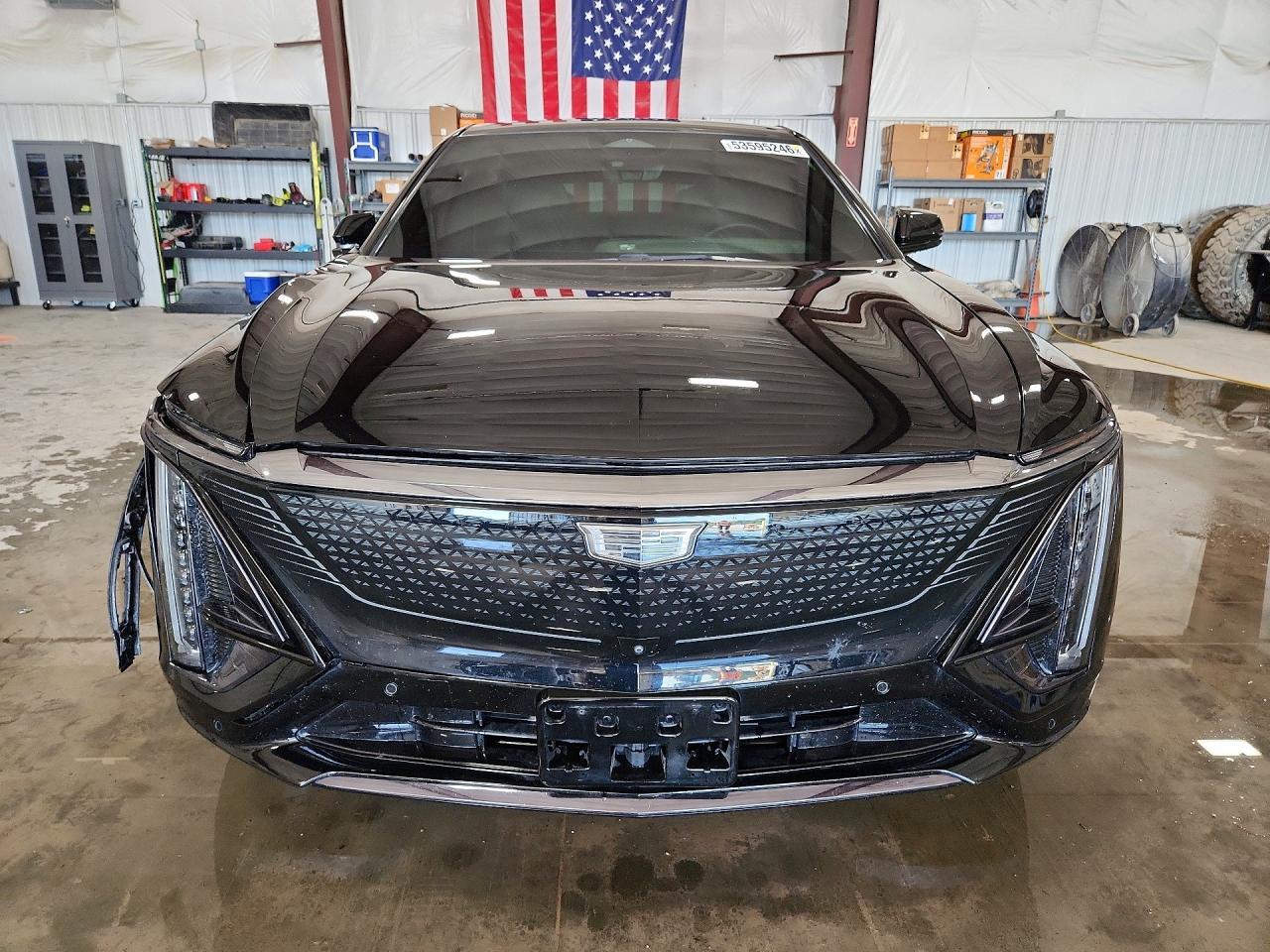 2024 Cadillac Lyriq Sport - Image 5