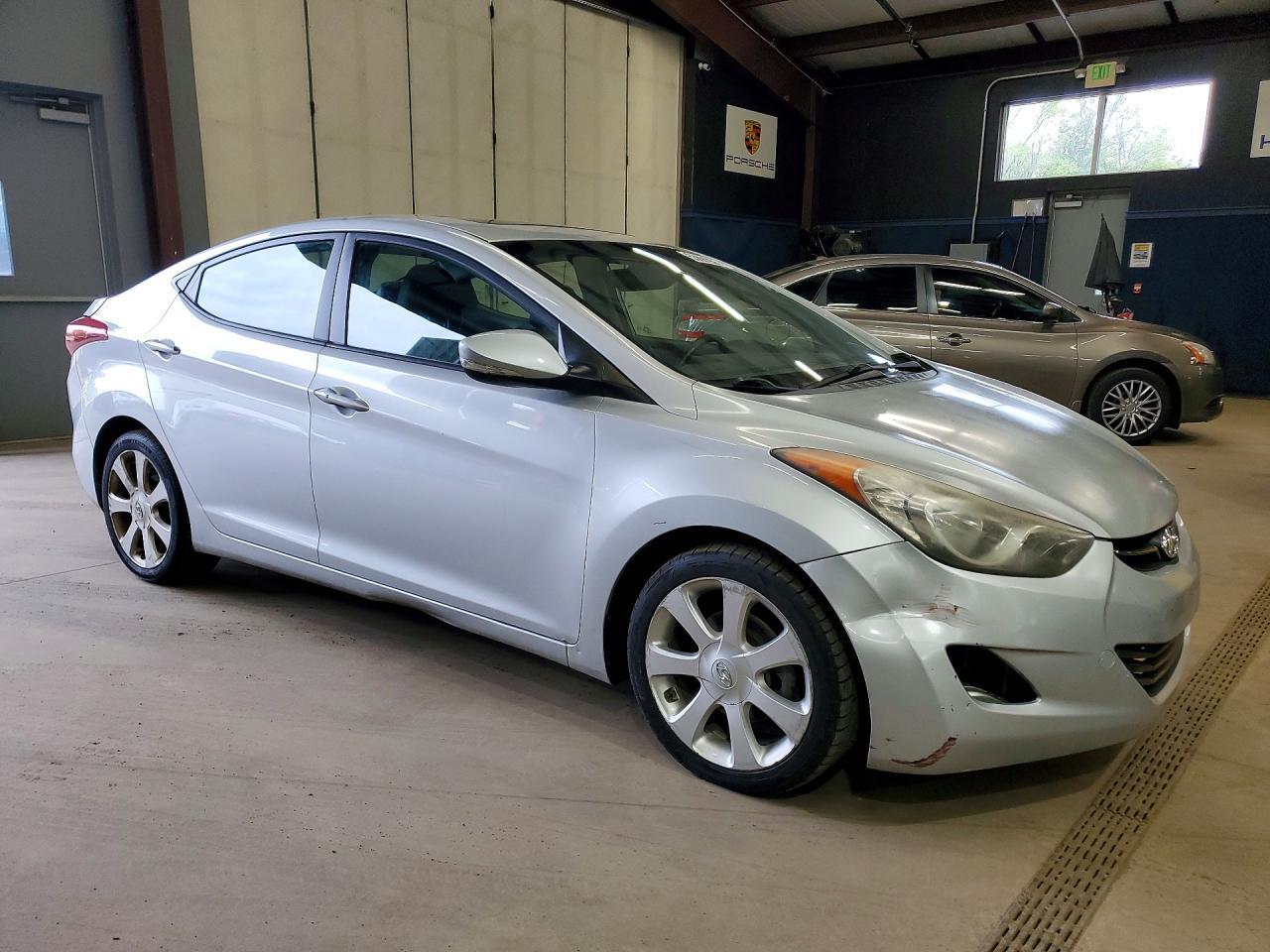 2013 Hyundai Elantra Limited - Фото 4