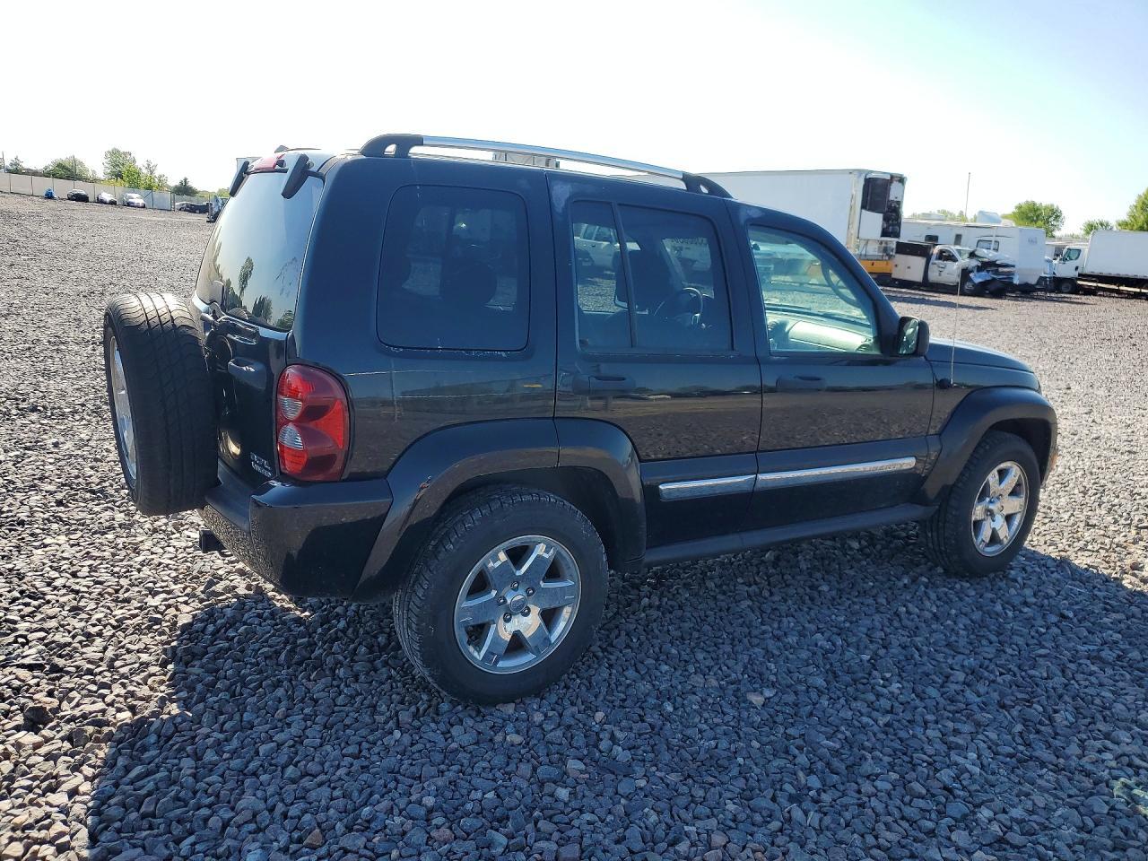 2005 Jeep Liberty Limited - Фото 3