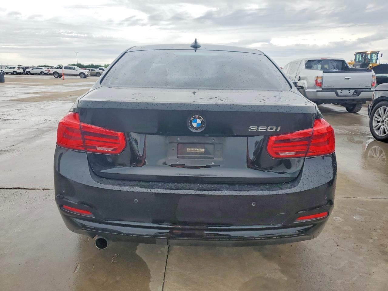 2016 BMW 320 I - Image 6