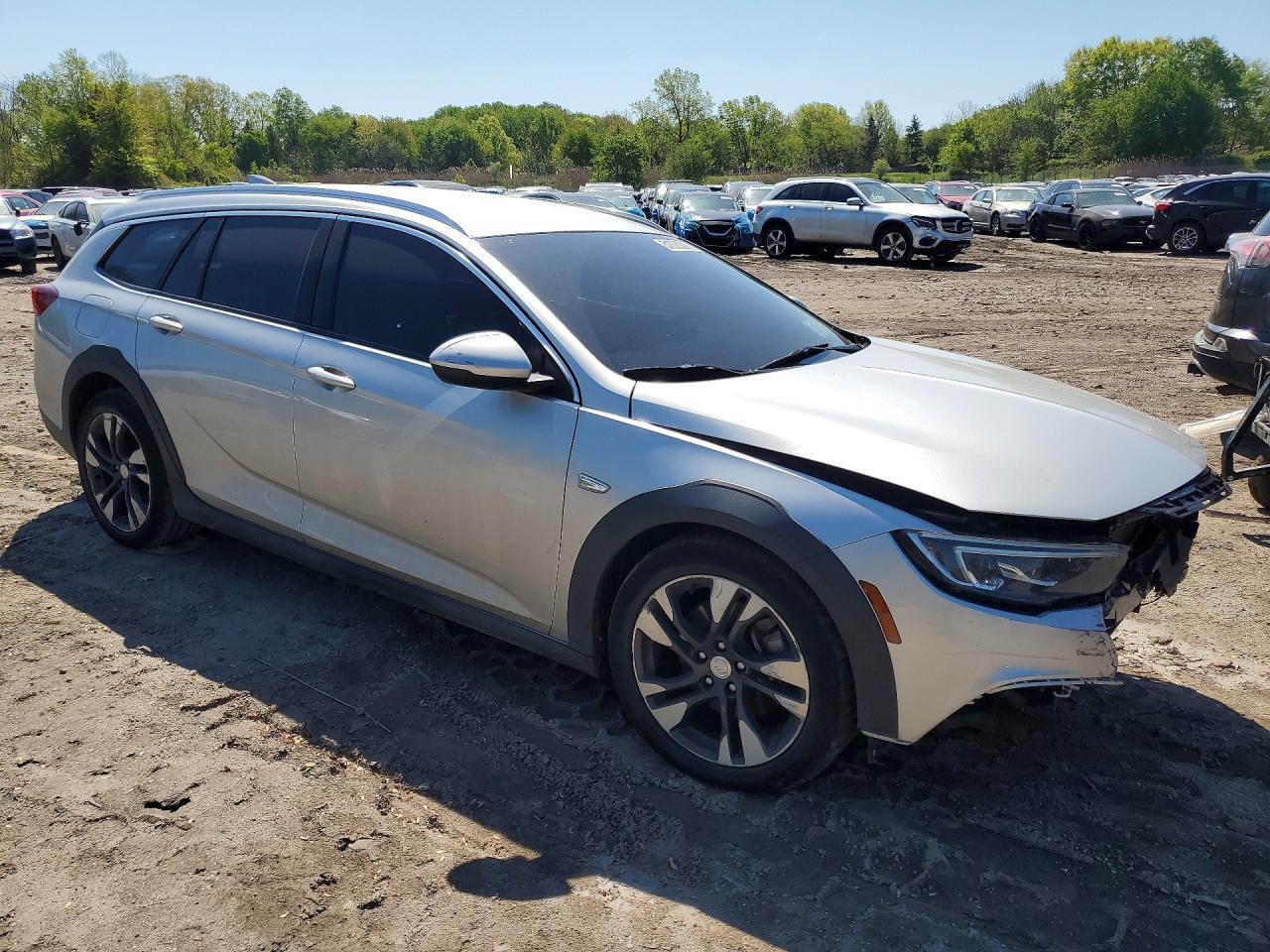 2019 Buick Regal Tourx Essence - Фото 4