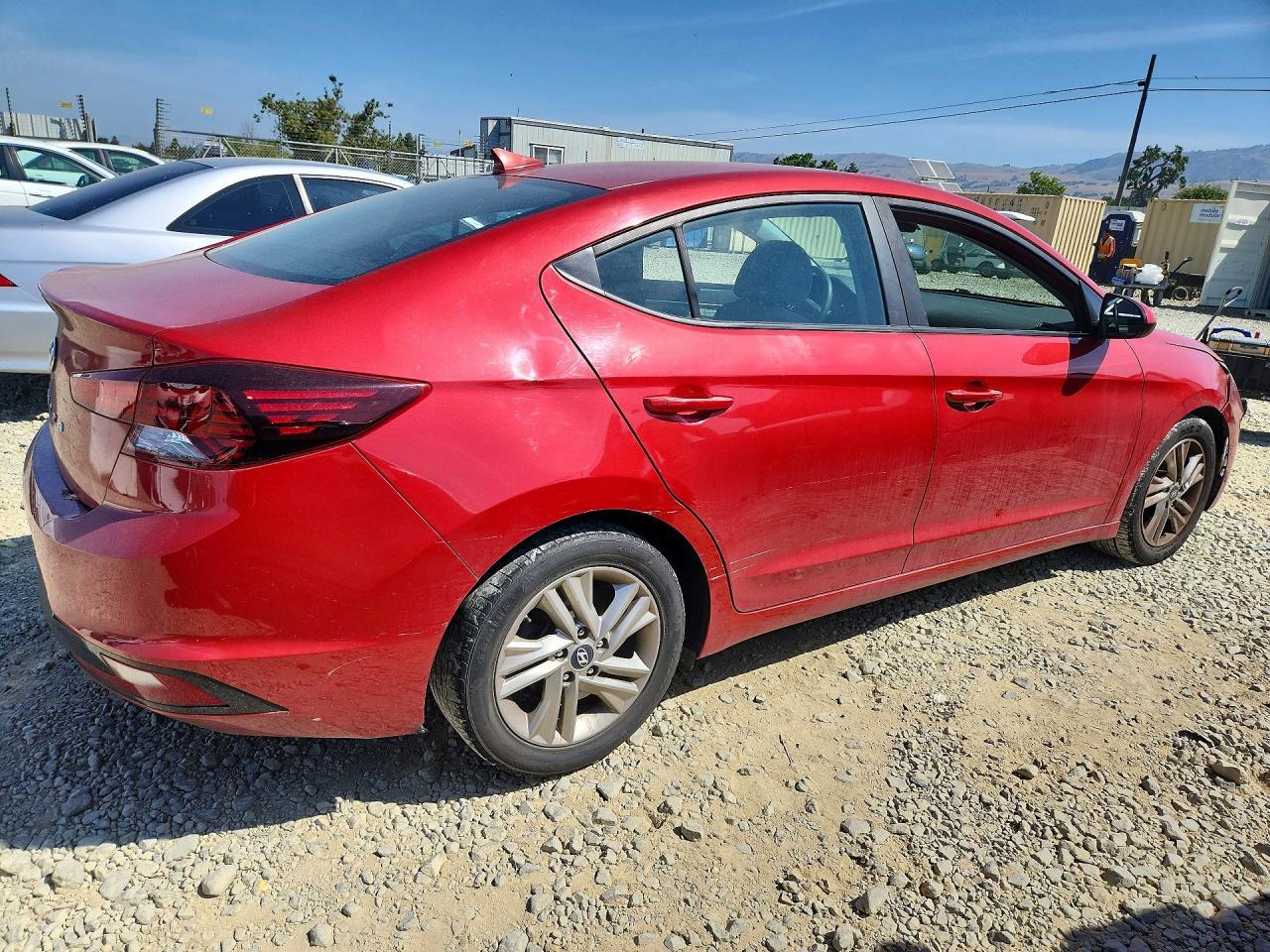 2019 Hyundai Elantra Sel - Фото 3