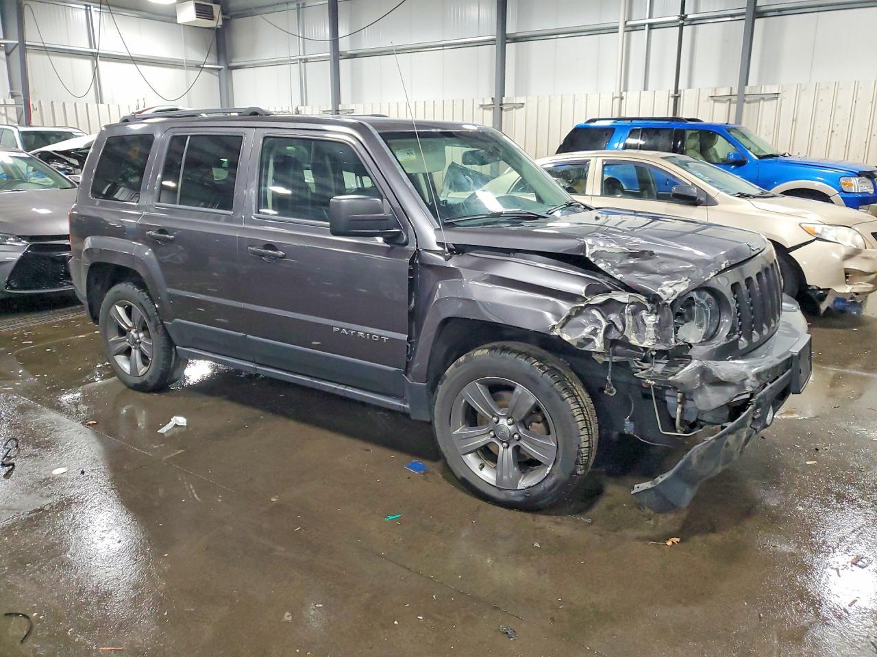 2015 Jeep Patriot Latitude - Фото 4