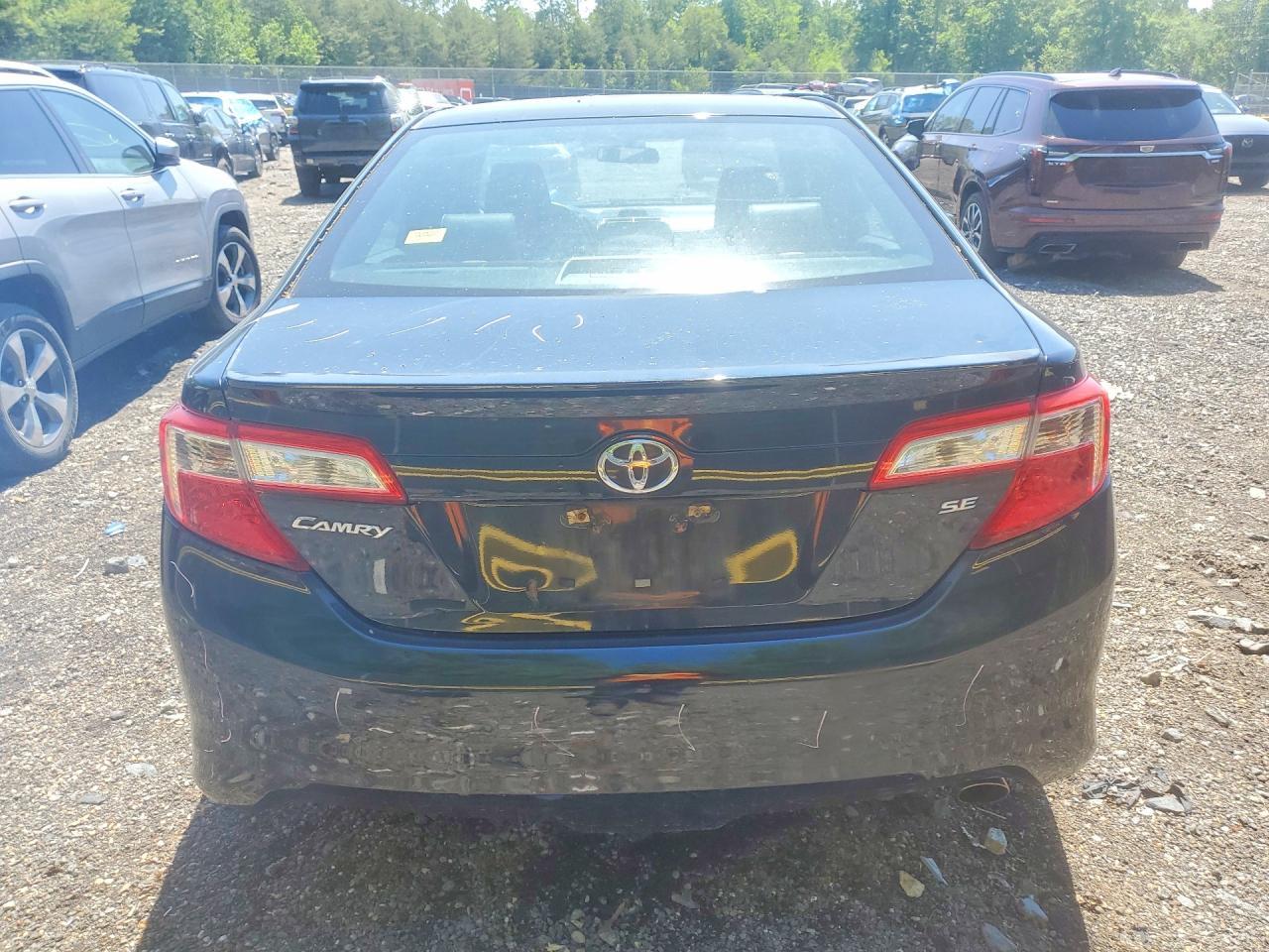 2013 Toyota Camry Se - Фото 6