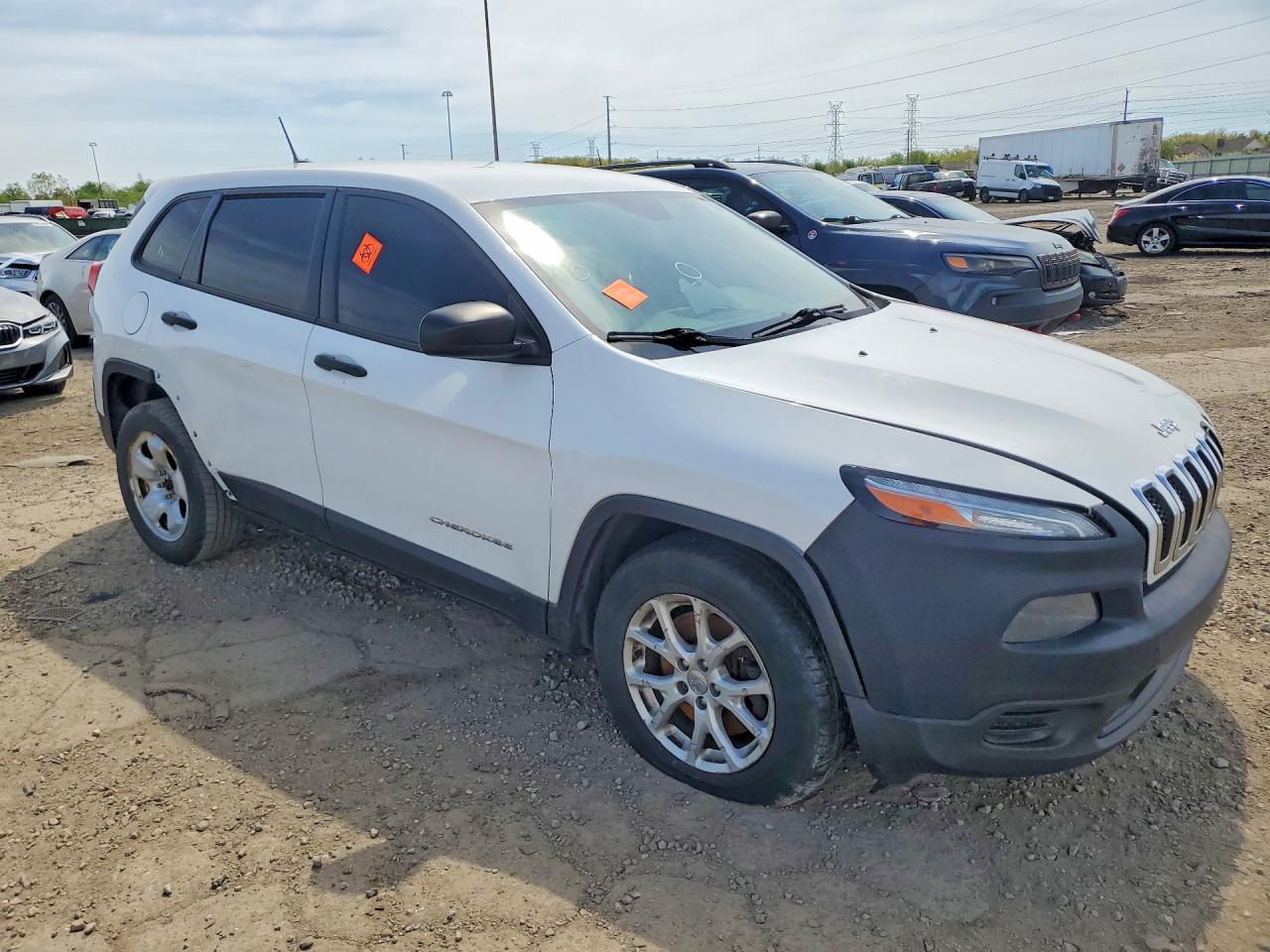 2015 Jeep Cherokee Sport - Image 4