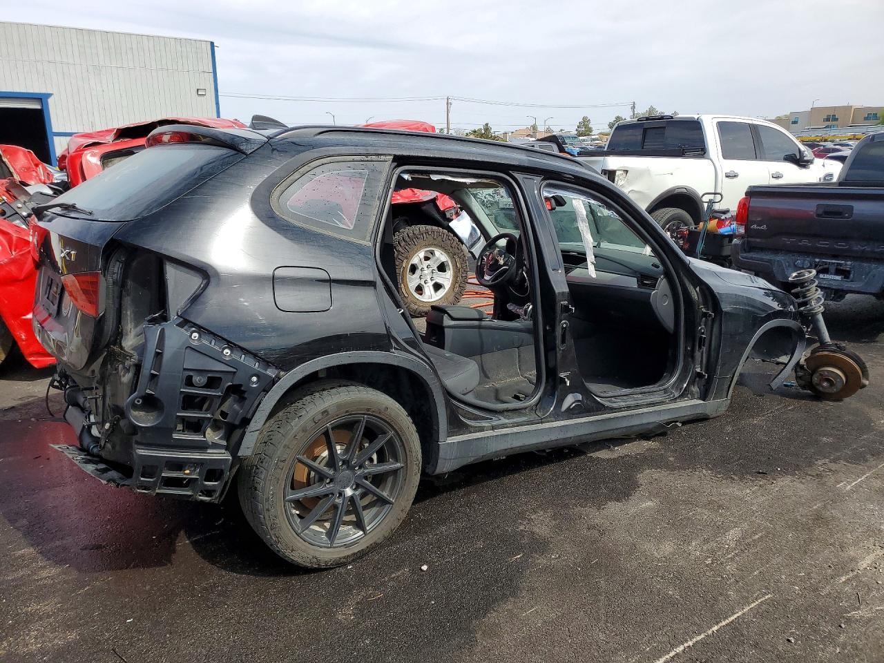2015 BMW X1 Sdrive28I - Фото 3