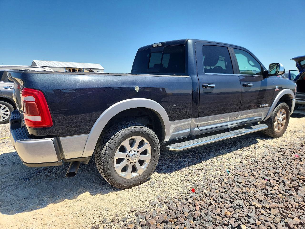 2020 Ram 2500 Laramie - Фото 3