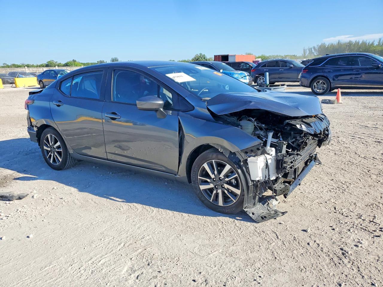 2025 Nissan Versa Sv - Фото 4