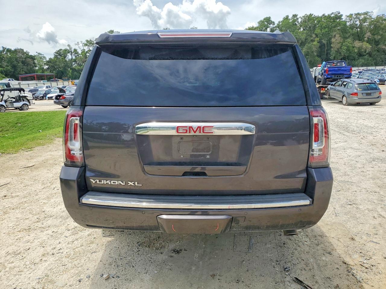 2017 GMC Yukon Xl Denali - Image 6