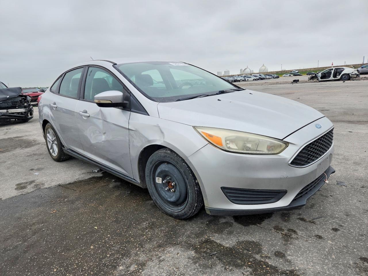2017 Ford Focus Se - Фото 4