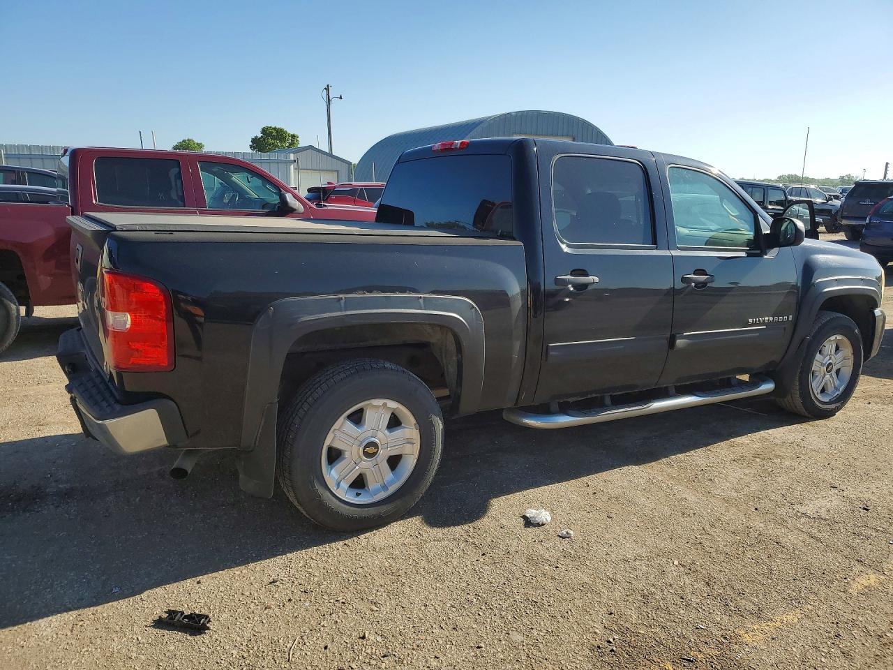2009 Chevrolet Silverado K1500 Lt - Image 3