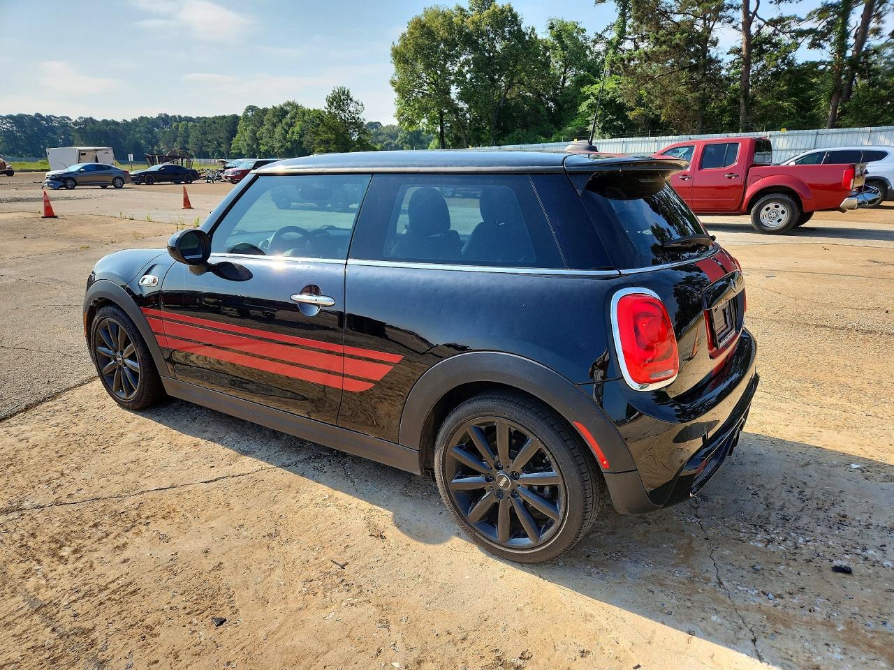 2017 Mini Cooper S - Фото 2