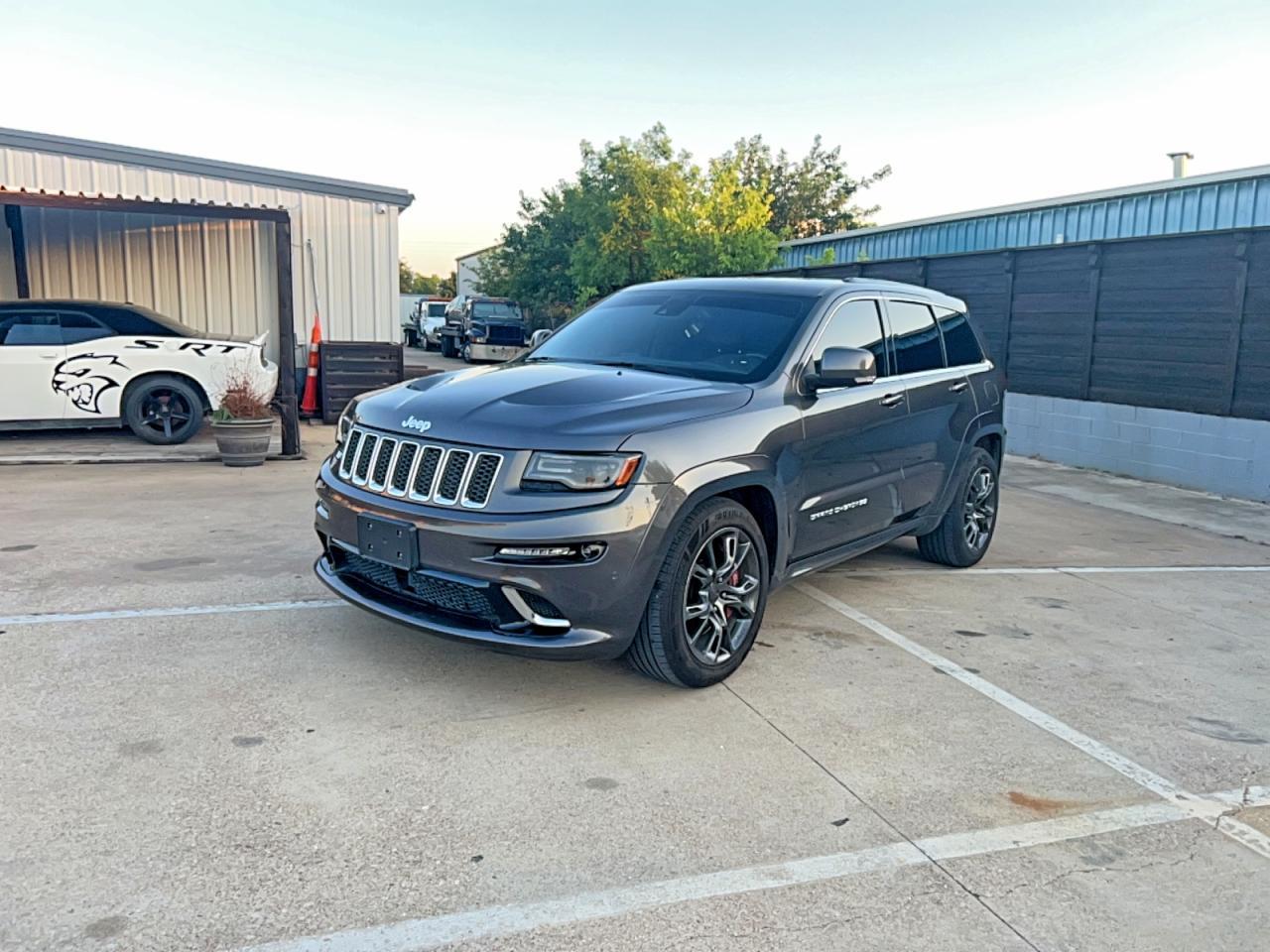 2014 Jeep Grand Cherokee Srt-8 - Фото 2
