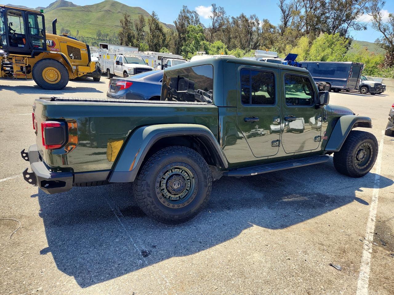 2021 Jeep Gladiator Mojave - Фото 3
