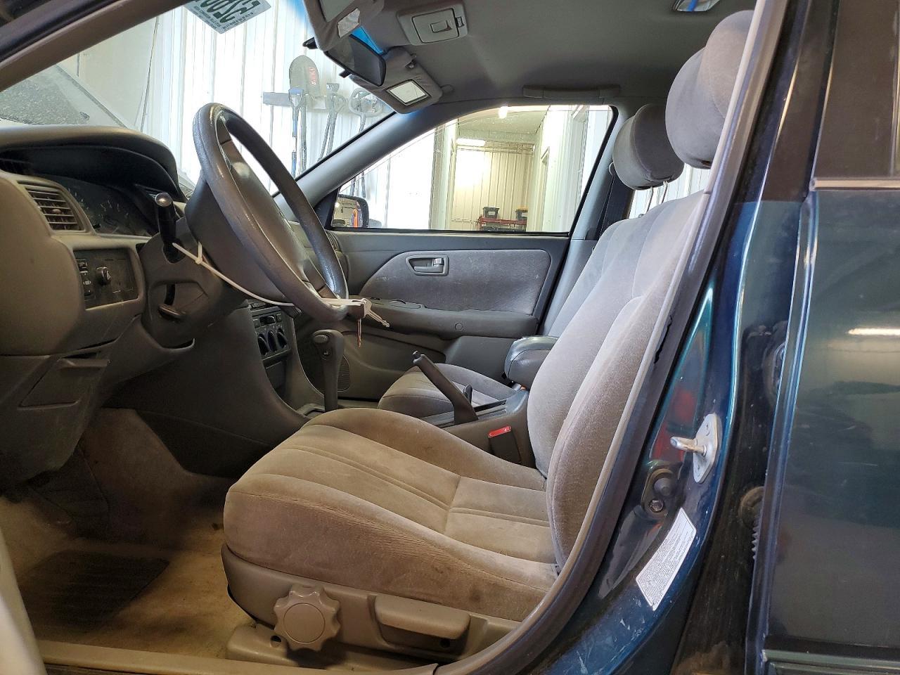 1998 Toyota Camry Le - Image 7