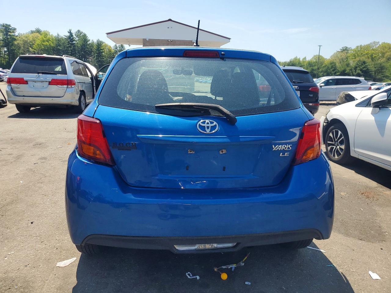 2015 Toyota Yaris 5-Door Le - Фото 6